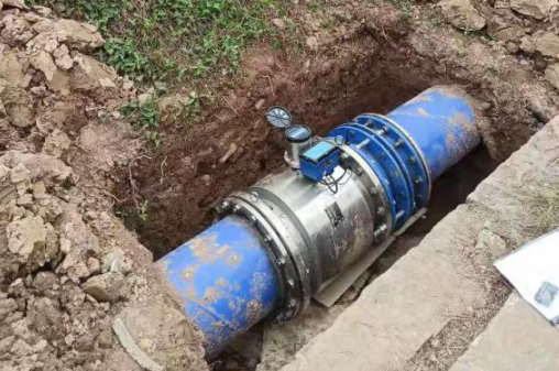 無(wú)線(xiàn)遠(yuǎn)傳電磁流量計(jì)(全不銹鋼款)_重慶長(zhǎng)壽案例